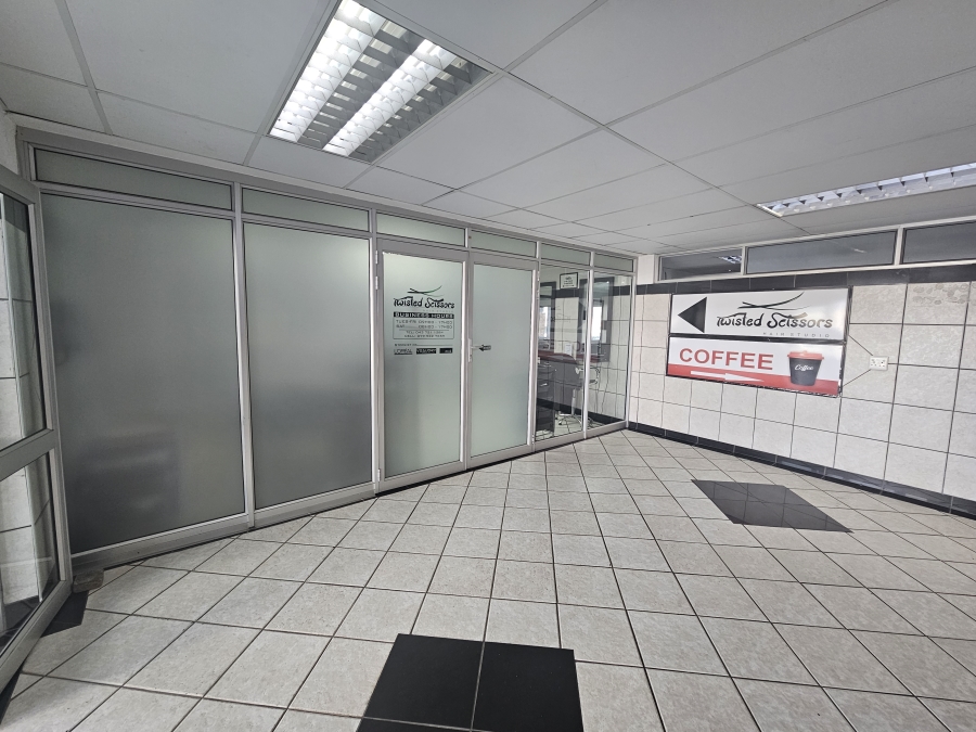 To Let Commercial Property for Rent in Berea Eastern Cape